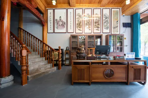 Zangye Nanshan Wangshi Homestay (Ganyu Huizhou Ancient City Shop)