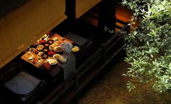 Chongqing Meixizai and Oriental Aesthetic Design Resort Hotel (Laojundong Branch)