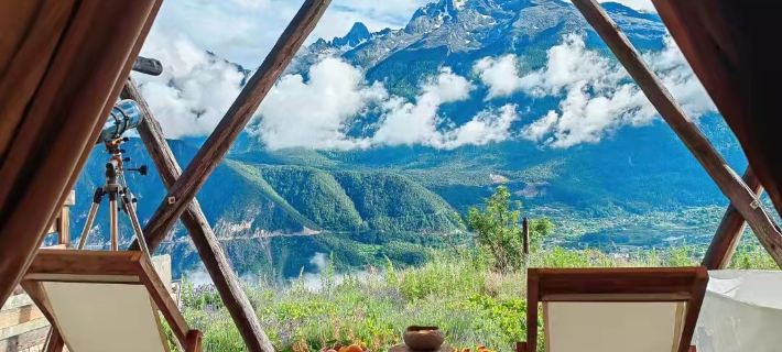 Clouds Glamping Hotels in Shangri-La