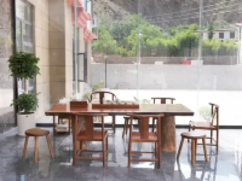 Mangkang Rumei Town Yunshan River Impression Hotel Hotels in Markam