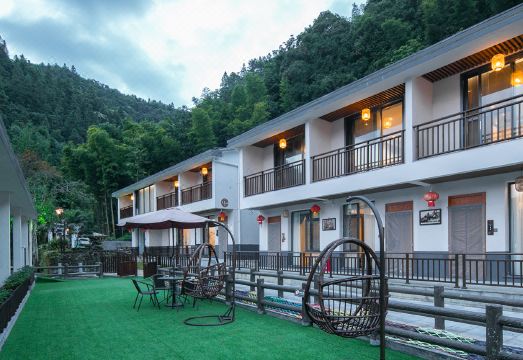Jinggangshan Banmu Fangtang Homestay Hotel Overview