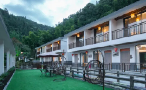 Jinggangshan Banmu Fangtang Homestay