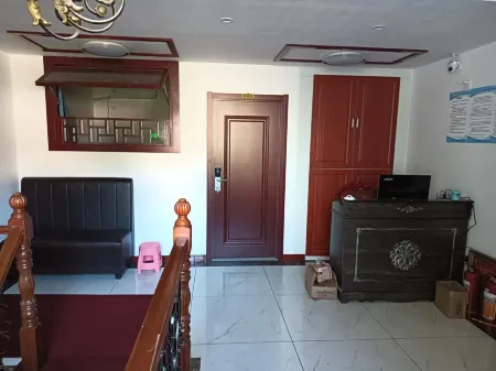 Hongcheng Inn Отели рядом с достопримечательностью «Yuanxianghu Ice and Snow Paradise»