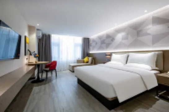 Qifan Hotel (Qinzhou Gangxiandao Park) Hotels near Seventy-two Waterways