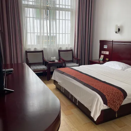 Lanping Kairui Business Hotel