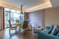 Lavande Hotel (Nanchong Nanbu County Jintianfu Haokouhe Children's Park) فنادق في مديرية نانبو