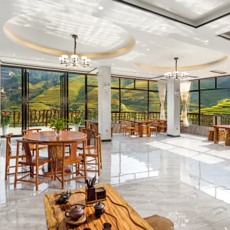 Longji Terrace Yueshu Panorama Guesthouse Отели в г. Луншэн
