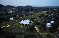 Oriental Oasis Hotels in Gulou West Street/Nanshan Ski Resort