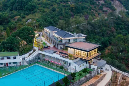 Pingyang Linggen Shanshuijian Homestay