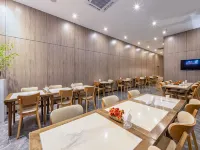 BORRMAN hotel (Liuzhou Luzhai Store) Hotels in Luzhai