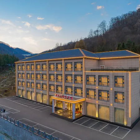 Yunqi Valley Health Hotel
