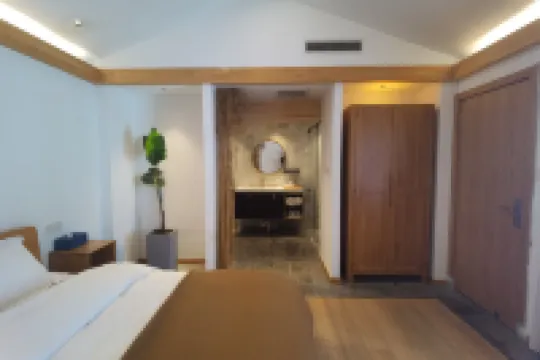 Hexiang Quanju Inn