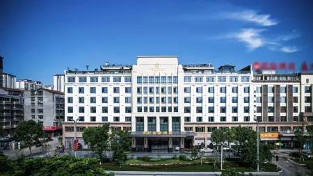 Sichuan Century Lijing Hotel Отели рядом с достопримечательностью «Liangdancheng»