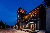 Floral Lux Hotel·Yu Homestay (Dalian Hongqigu Branch) Hotels in Dalian