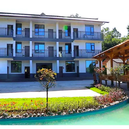 Badong Yunshang Huakai Homestay