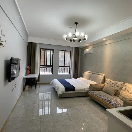 Rome Apartment (Lehuacheng Shop)