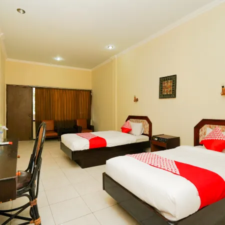 RedDoorz at Hotel Tampiarto Probolinggo Jawa Timur
