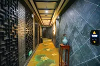 Whale e-sports hotel