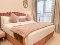 Cosmos Living Cozy Studio Near Dubai Marina Hotels in Dubai