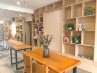 Huamin Youth Hostel (Shanghai Bund Branch)