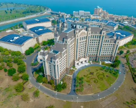 Ocean Flower Island Gionee International Hotel Hotels in Danzhou