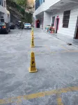 Xunyang Yuanmeng Hotel - parking