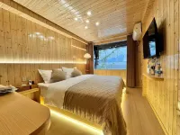 從文鄰居客棧（邊城茶峒景區店）