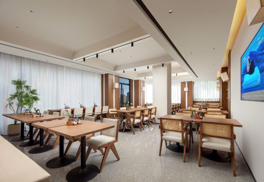 2. 아투어 호텔 상..