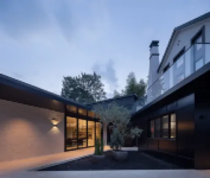 Anji Fanfan Manor Private Hot Spring Resort Hotel Hotel berhampiran Anji Passenger Transport Center