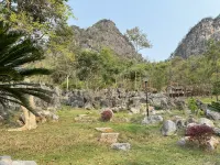 英德市九龍鎮蟬鳴山夏民宿 洞天仙境附近的飯店