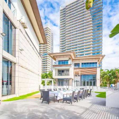 Hailing Island Banxia Time Holiday Villa (Yangjiang Poly Yintan Branch)