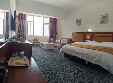 Yiwu Town Haokelai Hotel Отели в г. Менла