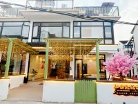 Zhouzhuang Qixi Riverside Courtyard Boutique Hotel - balcone