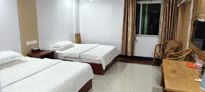 Jun'an Hotel Hotels in Guangning