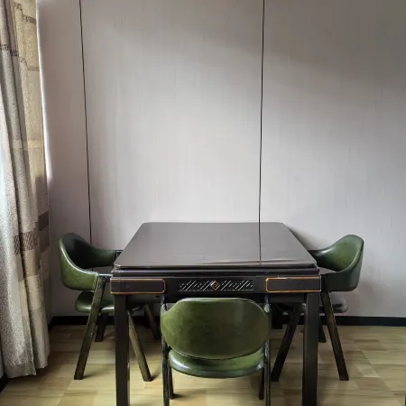 Yichun Xurun Business Hotel