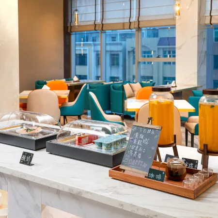 Elegant Hotel（Maoming Huazhou Branch）