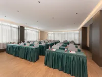 Yili Xinyuan Renjoy Hotel(Newly Opened Food Plaza Shop) Hotéis em Condado de Xinyuan