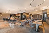 Beihai Silver Beach Qiaogang Style Street Orange Crystal Hotel - พร้อมอาหารเช้า