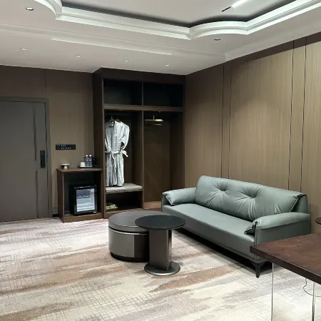 Yinhewan Grand Hotel