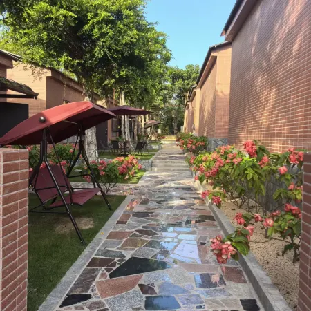 Wenchang Linyun Mountain and Sea Homestay (Longlou Qishui Bay)