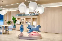 HanTing Hotel (Ningbo Yinzhou Jiangshan Wanda Plaza) - Dağ Manzaralı
