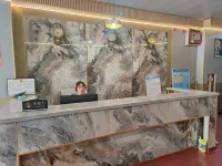 Maqu Yunduo Hotel - Parkplatz