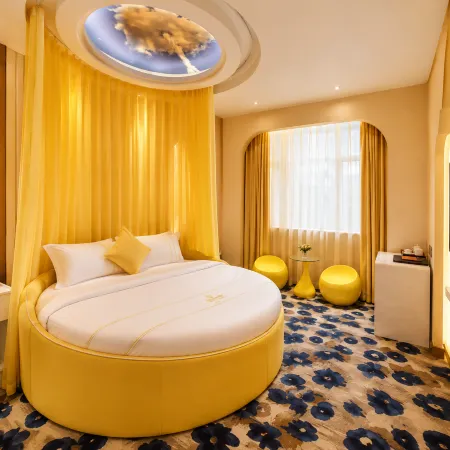 Yingjiang Dongfang Jiayi Boutique Hotel