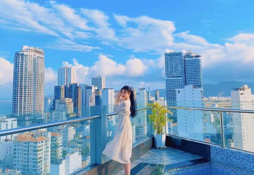 7. 제니아 부티크 ..