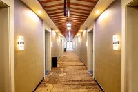 Champs-Elysees Inn in Wutai Mountain Hotels in Wutai