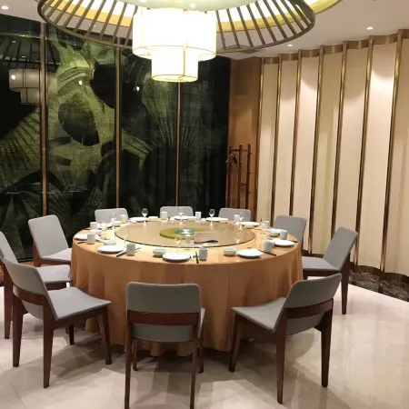 Zibo Gaoqing Musi Tangquan Hotel