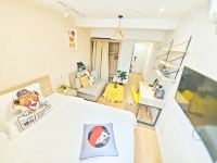 窝趣公寓(广州海珠客运站南洲店) - 轻奢大床房