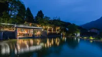 Flower Luxury · Taining Jingjing Tea Culture Resort Hotel Hotels in Taining County