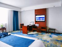 云和华威国际大酒店 - 豪华大床房