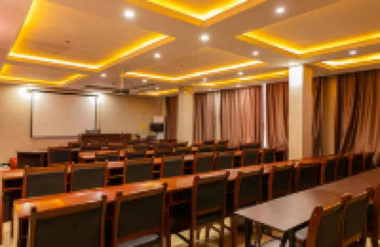 Platinum Holiday Hotel